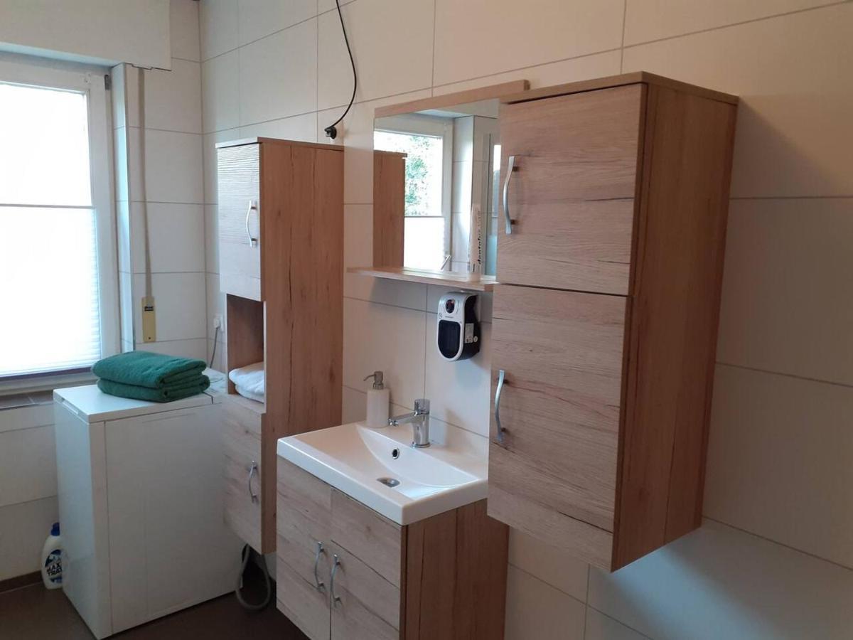 Zum Hoambarg, Kitchen, Balcony, Bathroom Uelsen Buitenkant foto