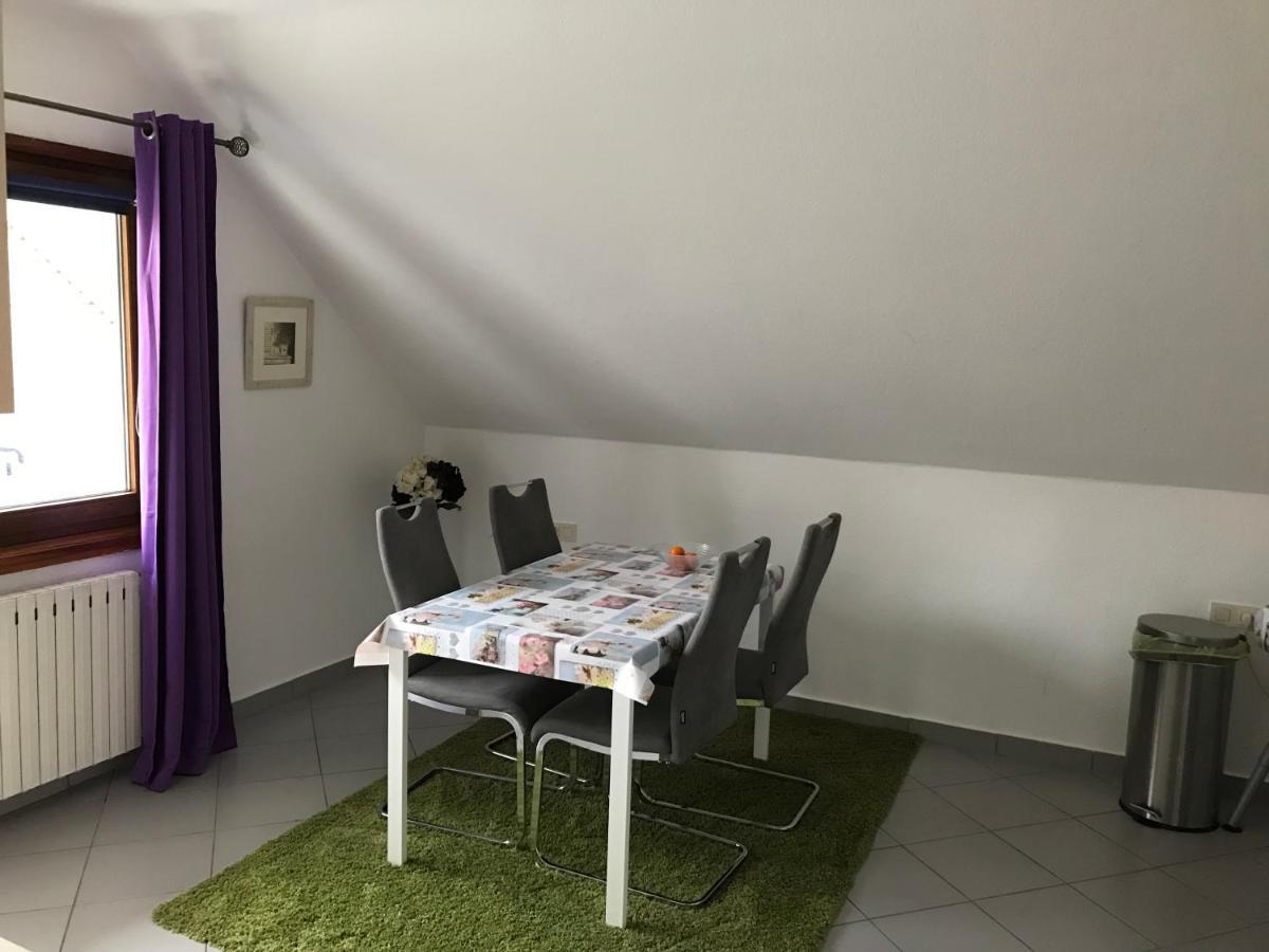 Zum Hoambarg, Kitchen, Balcony, Bathroom Uelsen Buitenkant foto